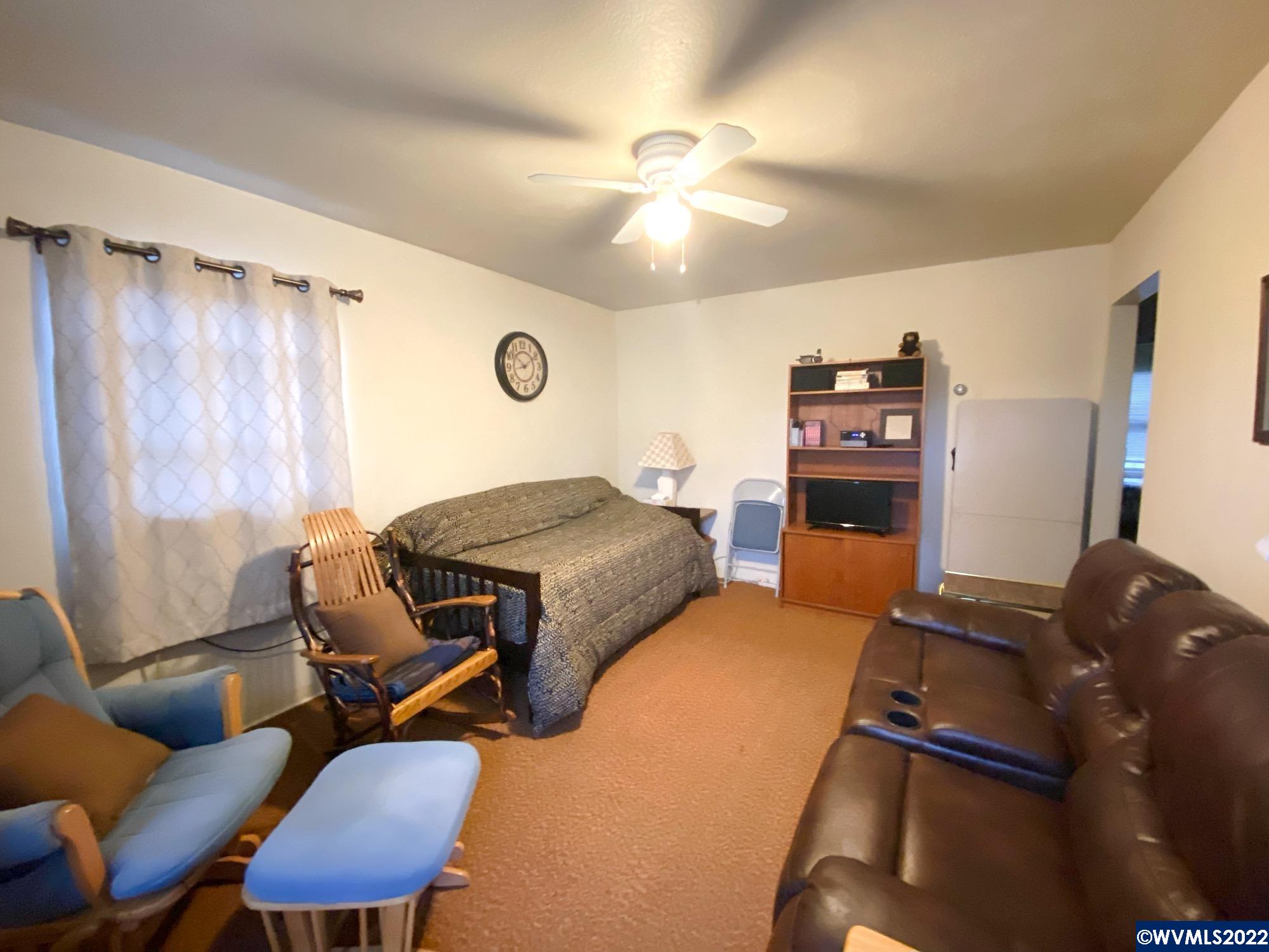 1734 Southwest 14th Avenue Albany, OR 97321 - Photo 2 of 17 Gallery Image 2