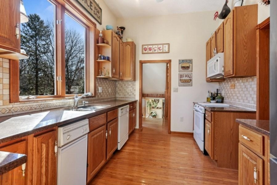 4567 South Niles Road St. Joseph, MI 49085 - Photo 5 of 22 vht_viewer_5