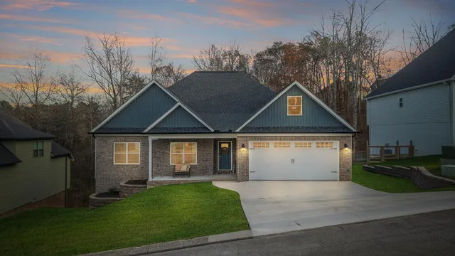$471,000 | 621 Sunset Valley Drive, Soddy Daisy, TN 37379