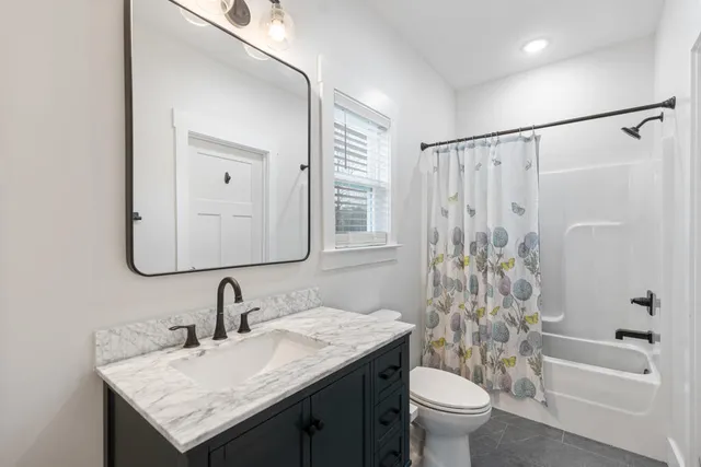 $471,000 | 621 Sunset Valley Drive, Soddy Daisy, TN 37379