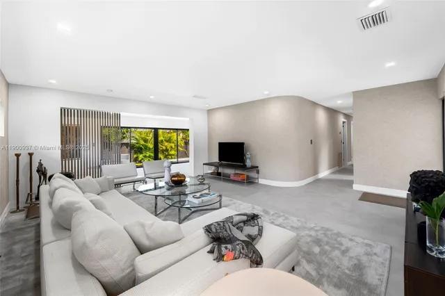 $1,690,000 | 1001 Northeast 84th Street, Miami, FL 33138