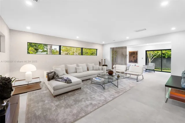 $1,690,000 | 1001 Northeast 84th Street, Miami, FL 33138