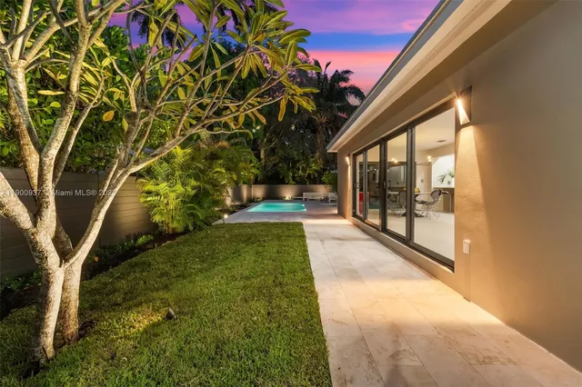 $1,690,000 | 1001 Northeast 84th Street, Miami, FL 33138