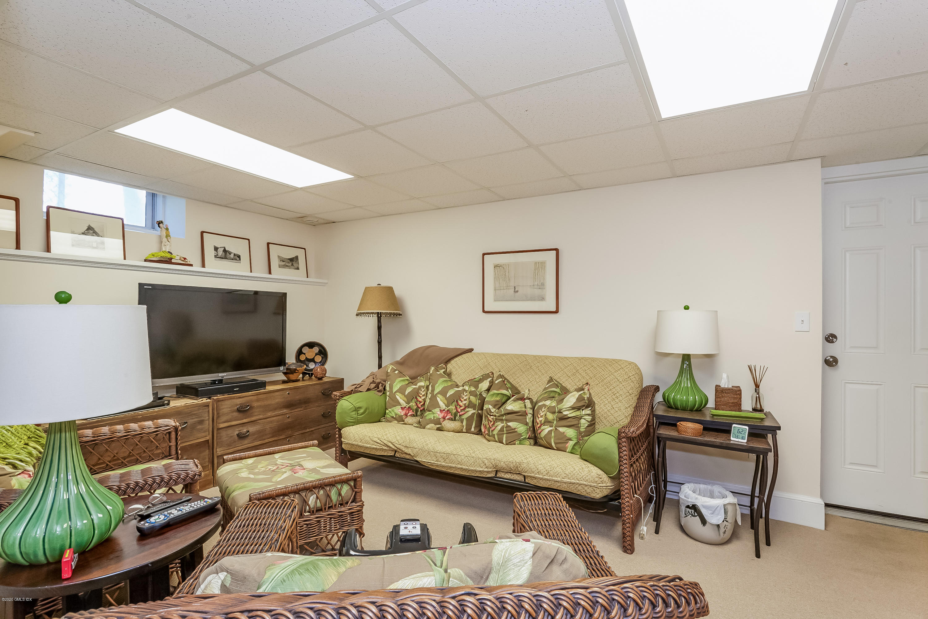 9 Sound View Terrace Greenwich, CT 06830 - Photo 31 of 37 Family Room