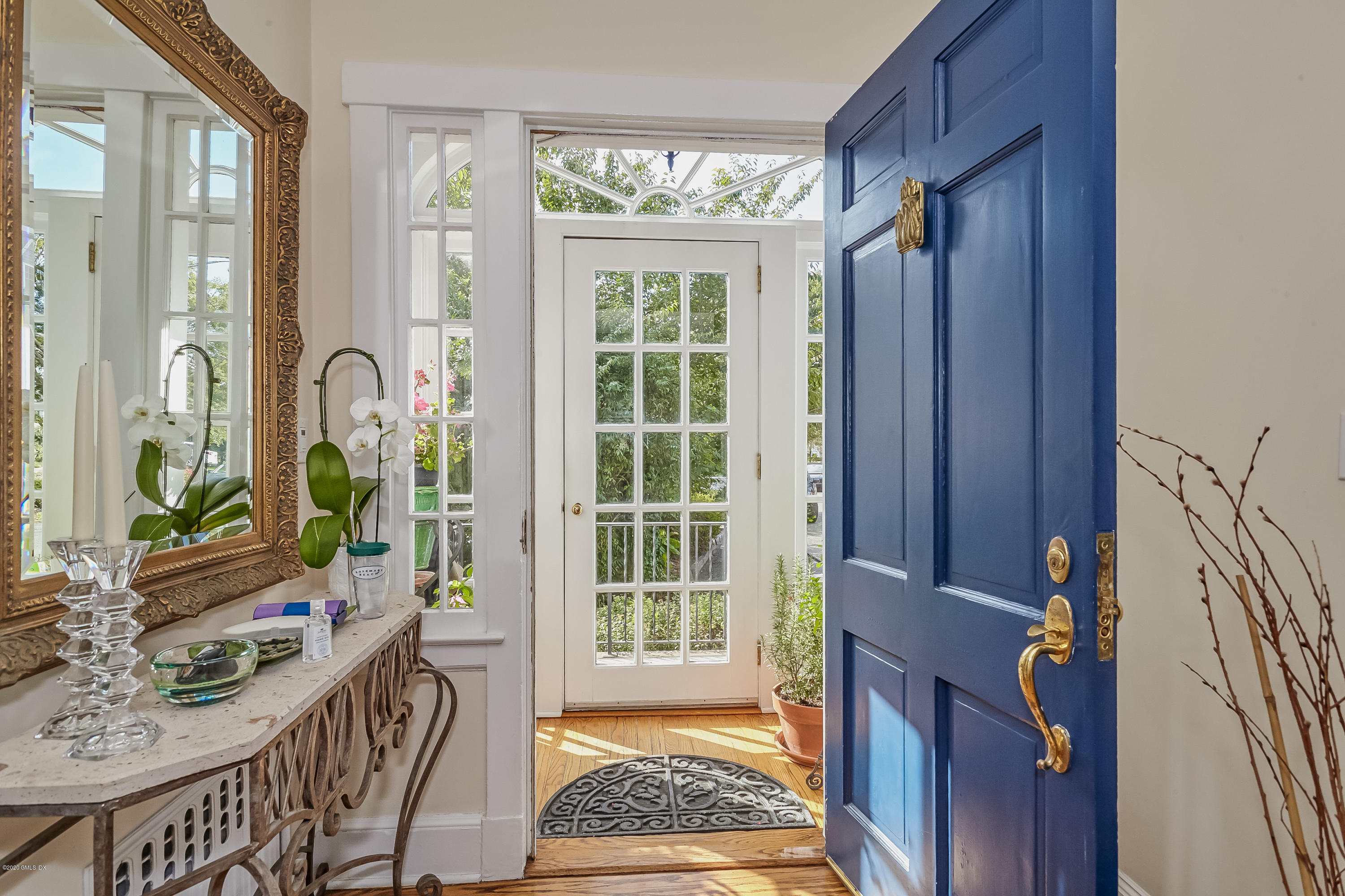 9 Sound View Terrace Greenwich, CT 06830 - Photo 4 of 37 Vestible from Foyer