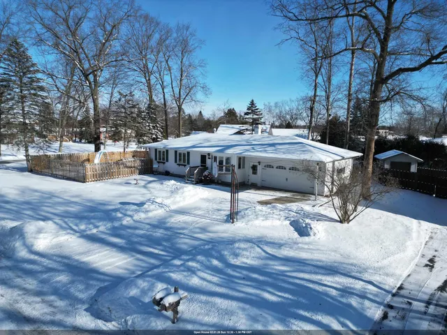 $234,900 | 202 Ridge Road, Oconto Falls, WI 54154