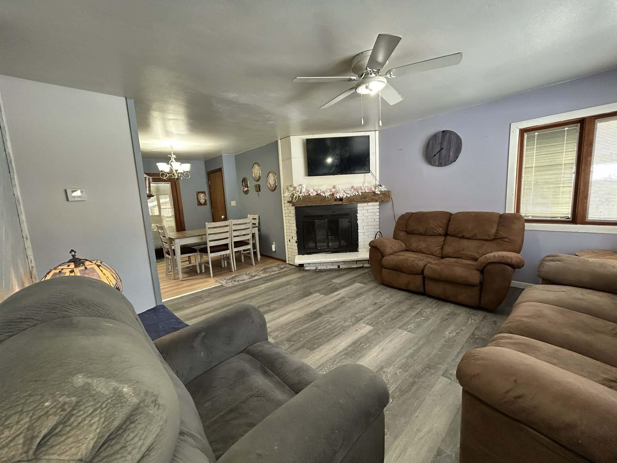 202 Ridge Road Oconto Falls, WI 54154 - Photo 4 of 27