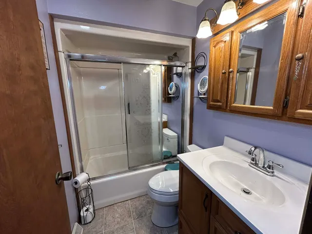 $234,900 | 202 Ridge Road, Oconto Falls, WI 54154