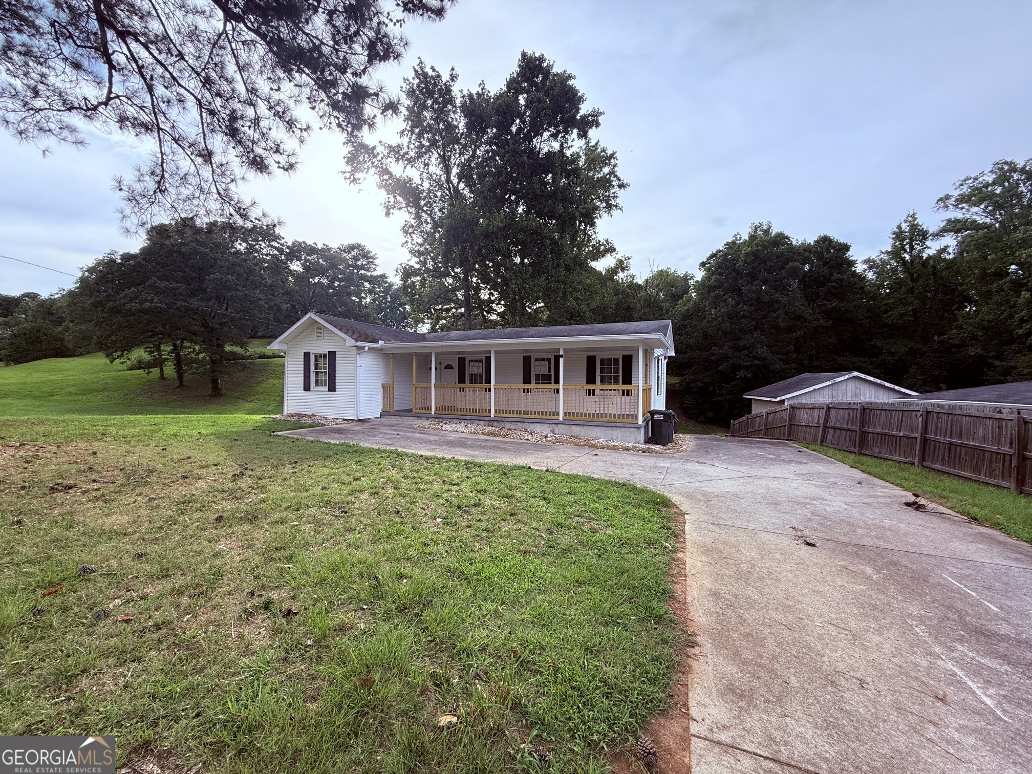 6790 Queen Mill Road Southeast Mableton, GA 30126 - Photo 1 of 17