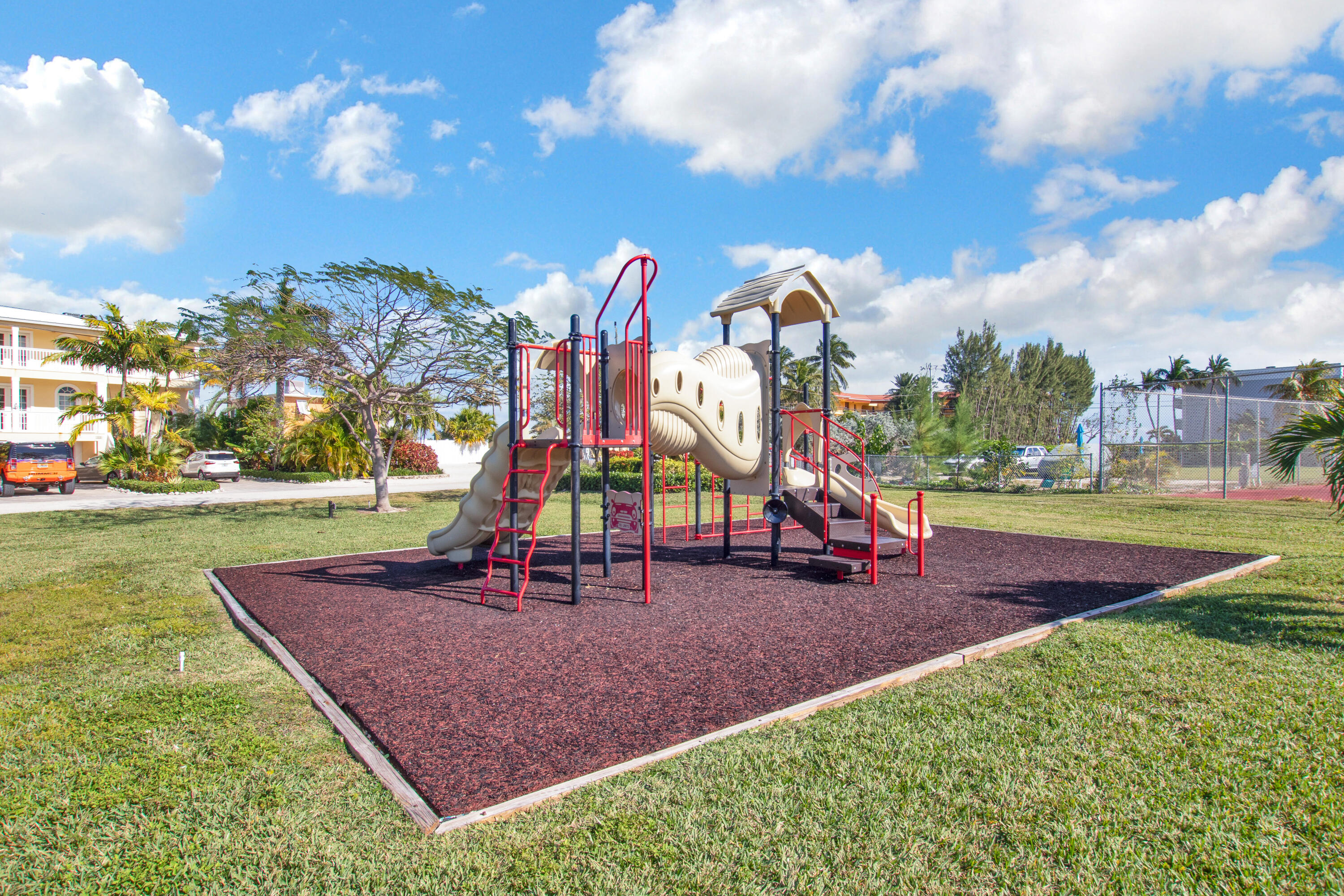 8 Sadowski Key Key Colony Beach, FL 33051 - Photo 48 of 57 a view of a park