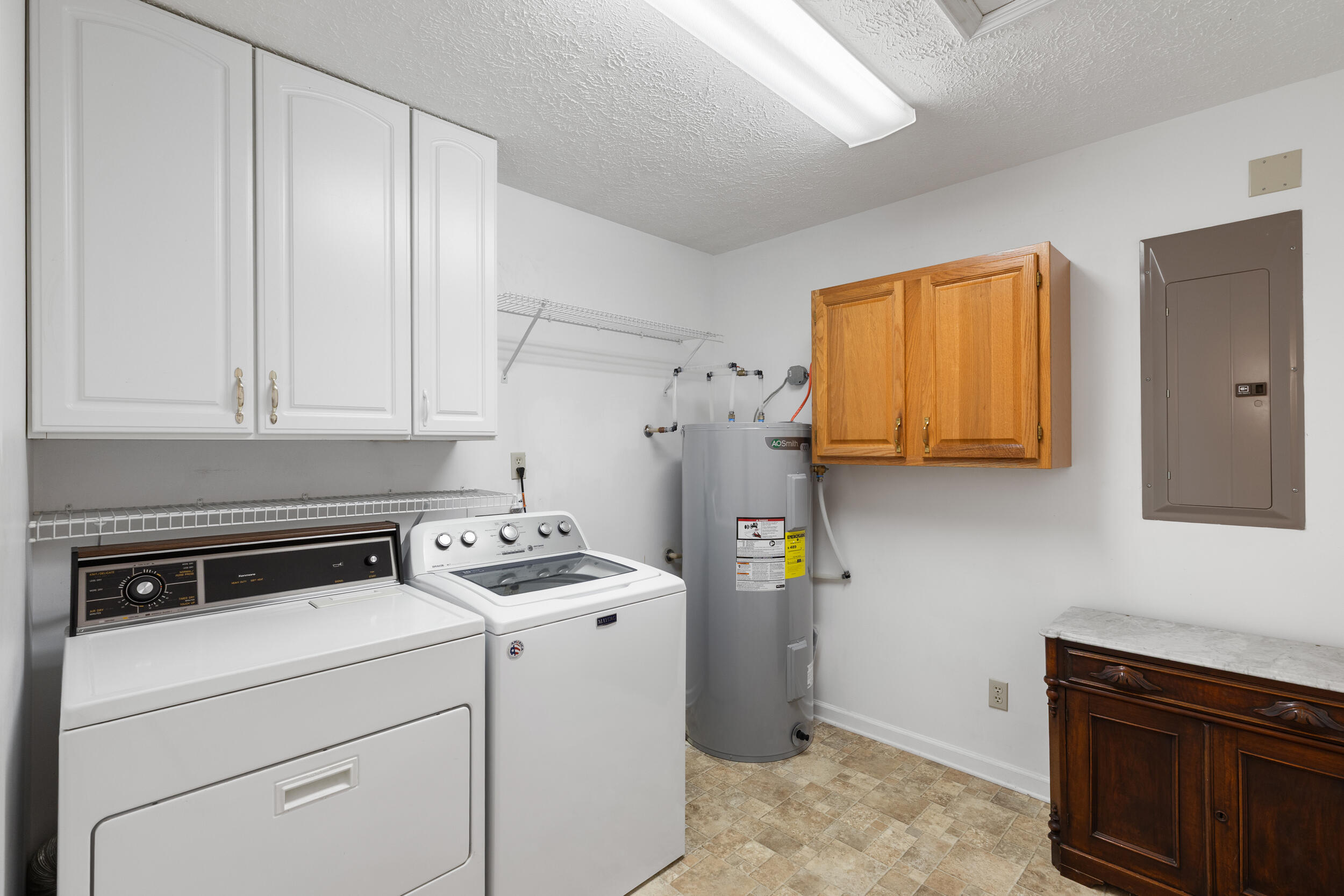 420 King Lane Thomson, GA 30824 - Photo 14 of 26 Laundry