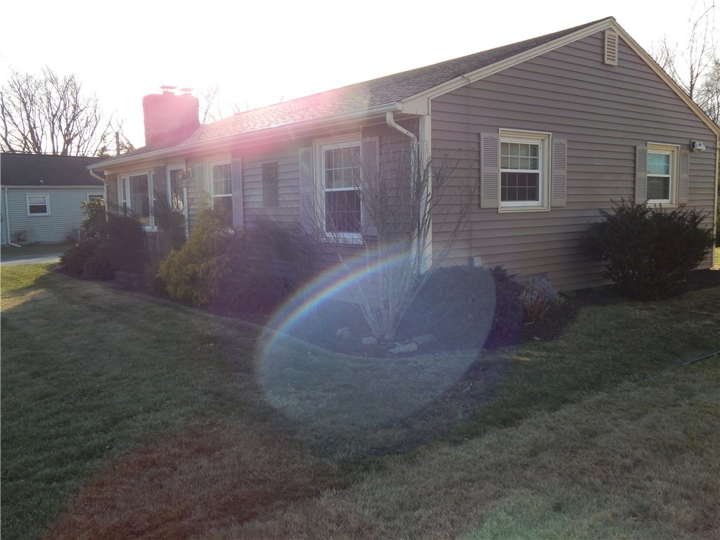 194 Priscilla Road Woonsocket, RI 02895 - Photo 2 of 5 Gallery Image 2