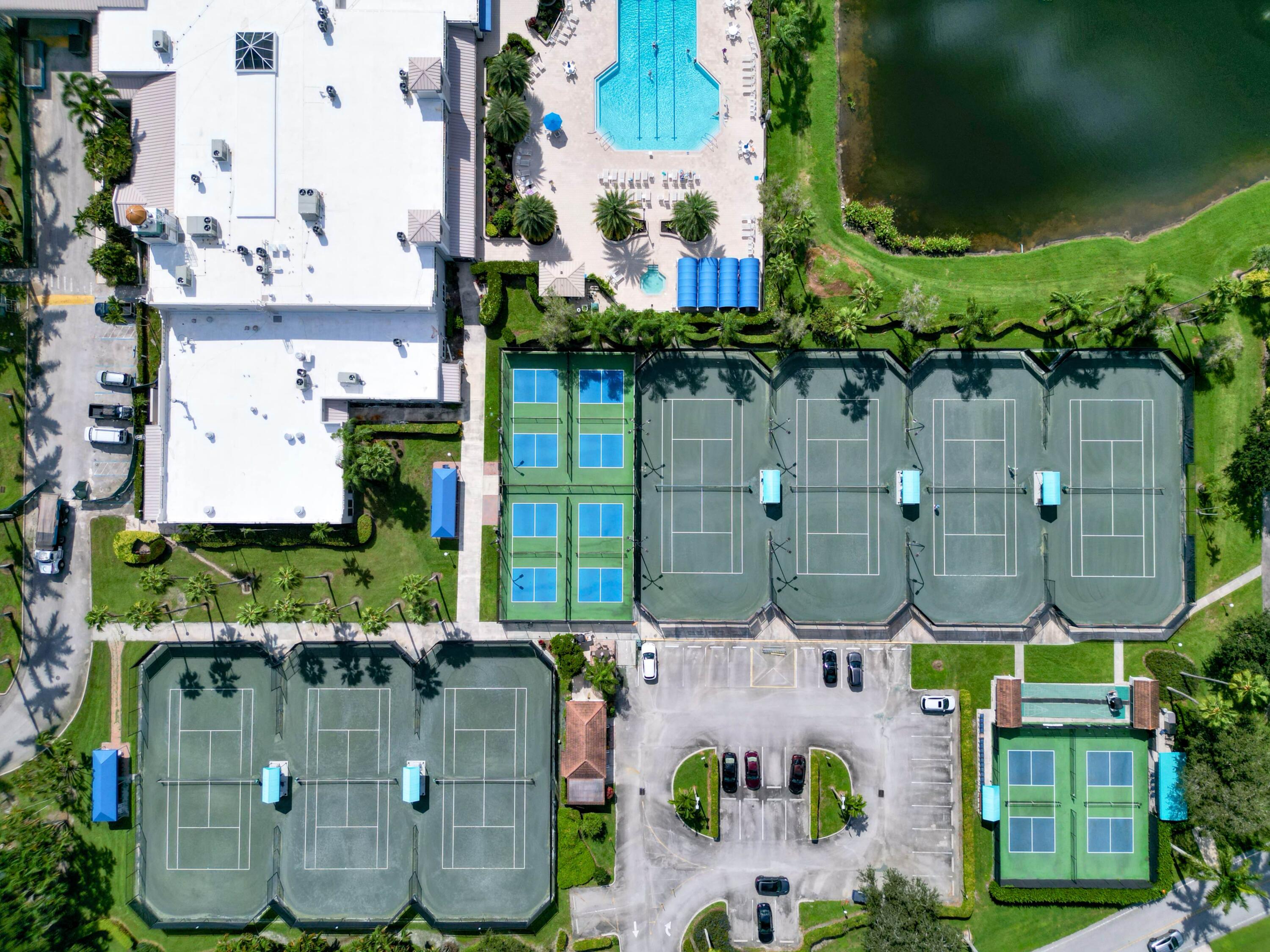 9734 Harbour Lake Circle Boynton Beach, FL 33437 - Photo 36 of 41 an aerial view of multiple house