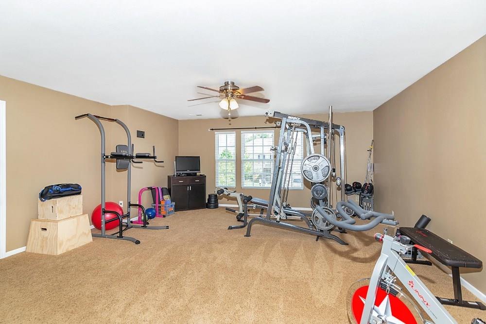 2438 Autumn Road Indianapolis, IN 46229 - Photo 14 of 25