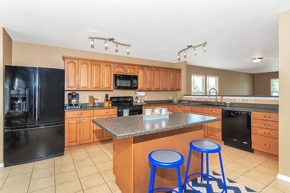 2438 Autumn Road Indianapolis, IN 46229 - Photo 8 of 25