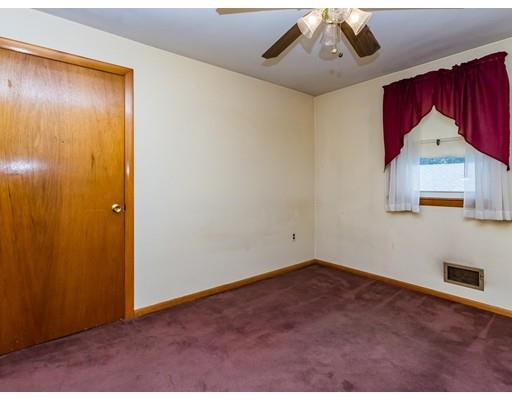 118 Hillcrest Road Waltham, MA 02451 - Photo 13 of 28 Gallery Image 13