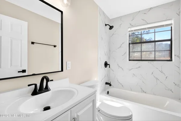 $284,900 | 7944 Guerad Drive North, Jacksonville, FL 32210