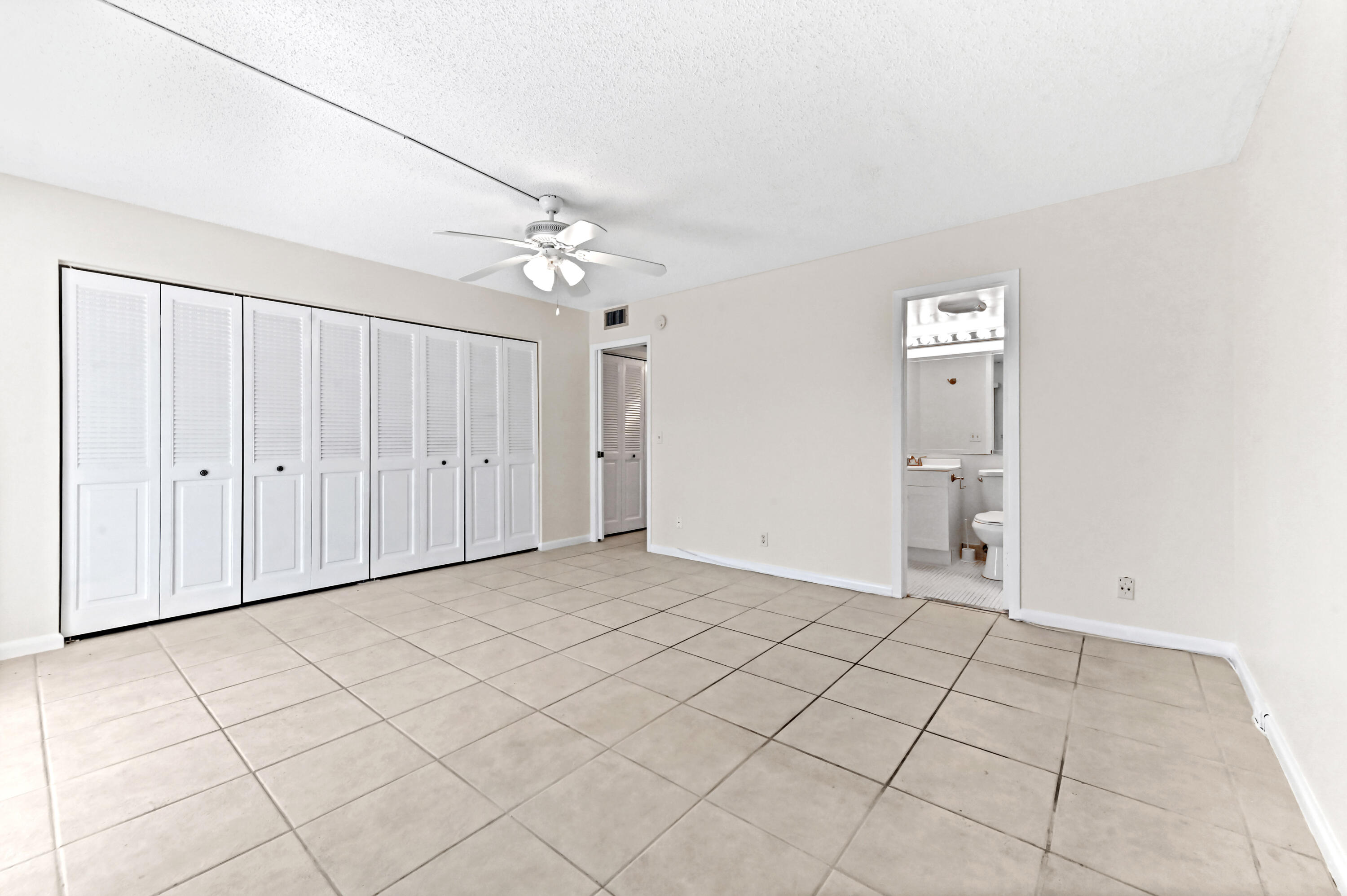 1010 Newcastle A, Unit 1010 Boca Raton, FL 33434 - Photo 16 of 27
