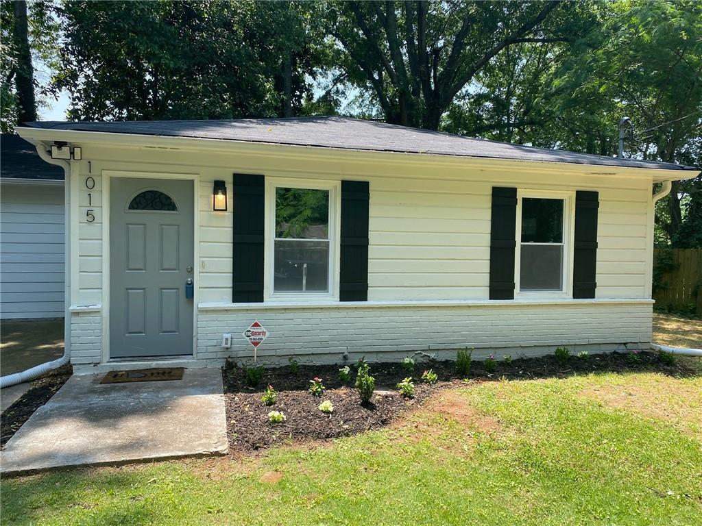 1015 Regis Road Southeast Atlanta, GA 30315 - Photo 1 of 1 Gallery Image 1