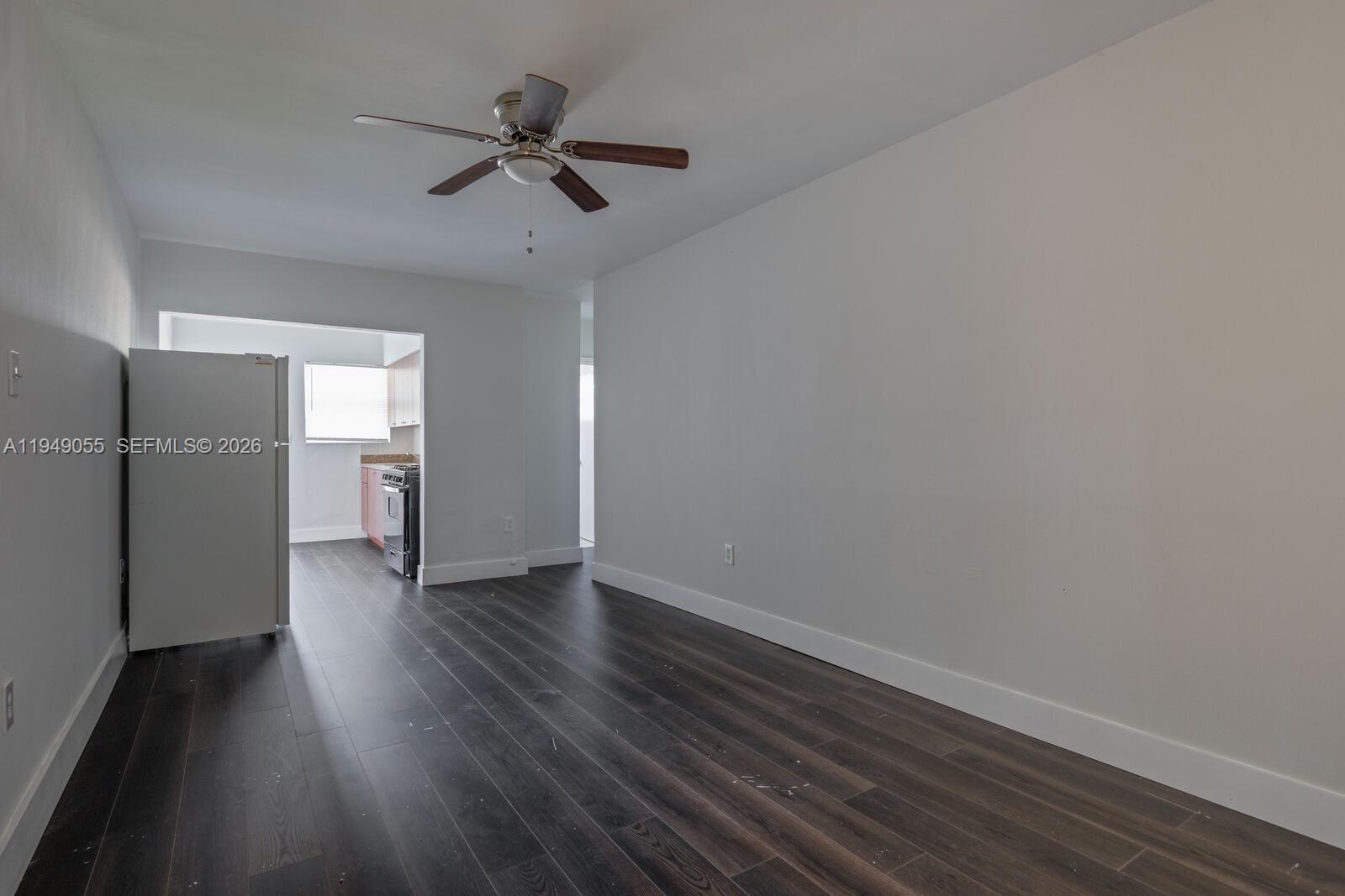 26501 Southwest 137th Avenue, Unit 16 Homestead, FL 33032 - Photo 5 of 8