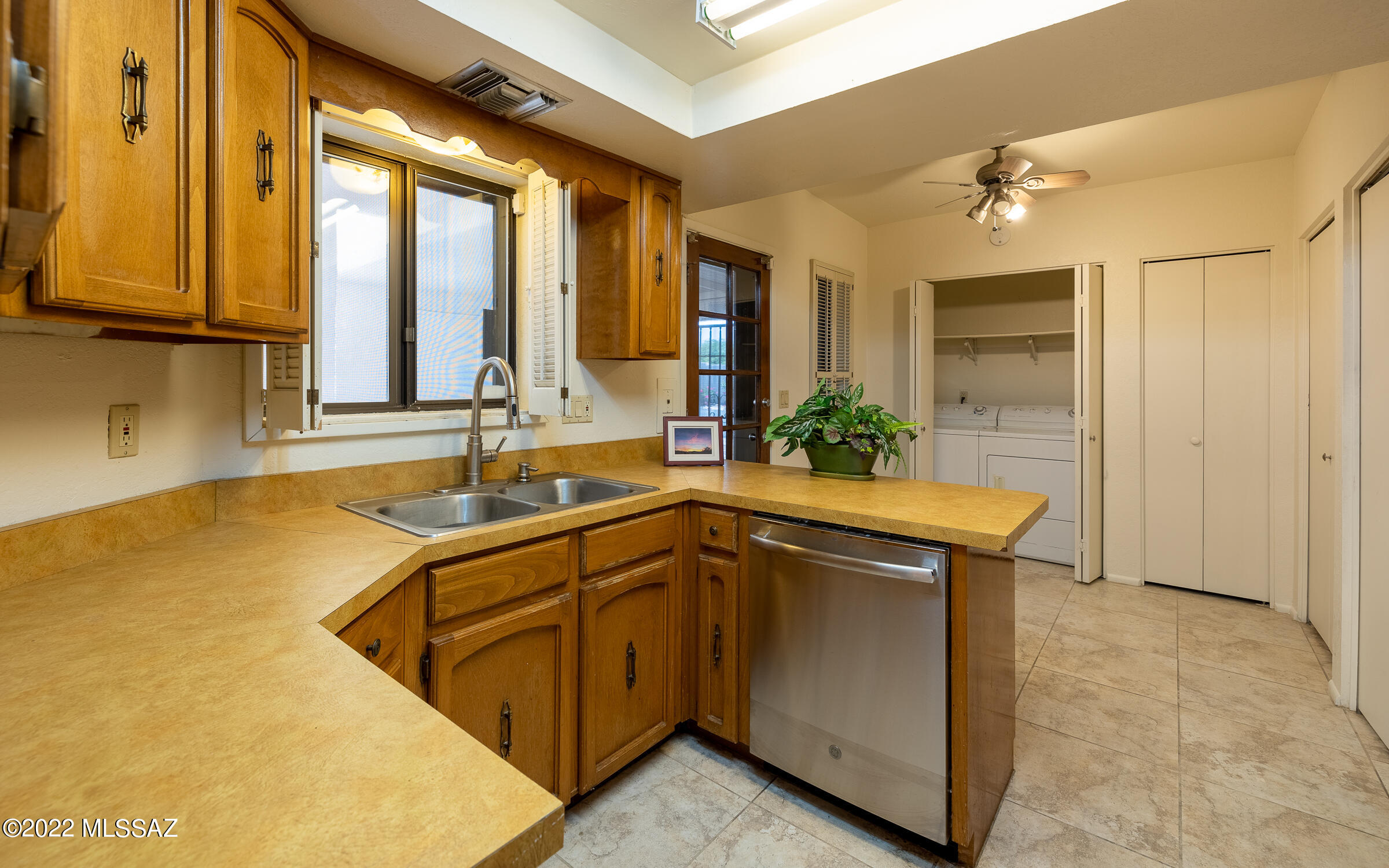 617 North Richey Boulevard Tucson, AZ 85716 - Photo 13 of 33