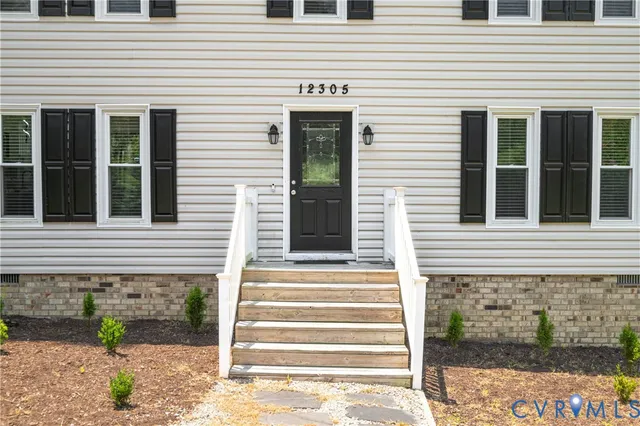 $359,950 | 12305 Leesburg Circle, Midlothian, VA 23112