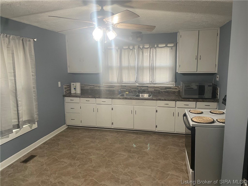 2552 West Cox Ferry Road Salem, IN 47167 - Photo 11 of 24 Gallery Image 11
