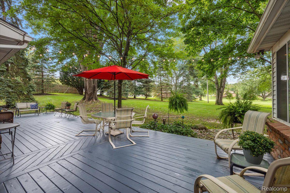 8320 Allen Road Clarkston, MI 48348 - Photo 48 of 69 Gallery Image 48