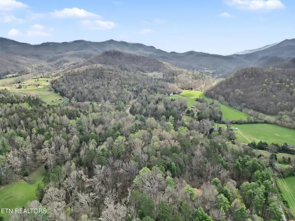 $995,000 | Wears Valley Road, Townsend, TN 37882