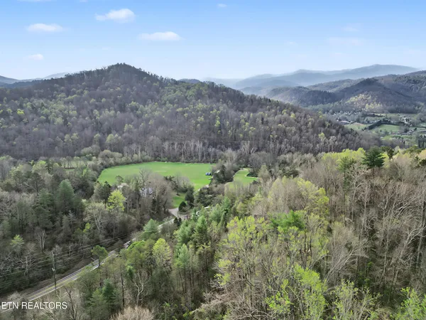 $995,000 | Wears Valley Road, Townsend, TN 37882