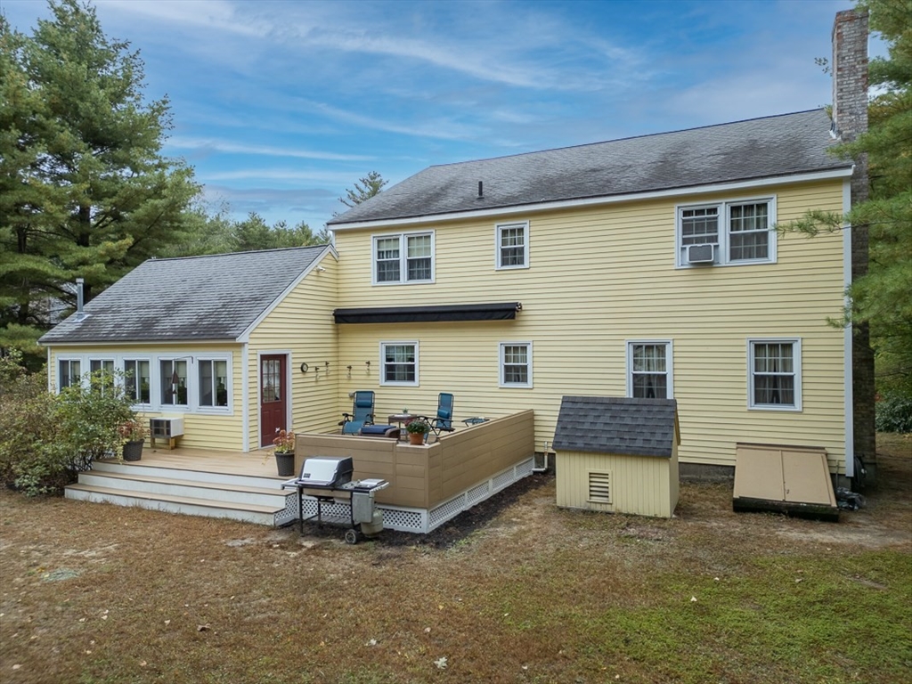 86 Turnpike Road Townsend, MA 01469 - Photo 34 of 42 a house view with a sitting space and garden
