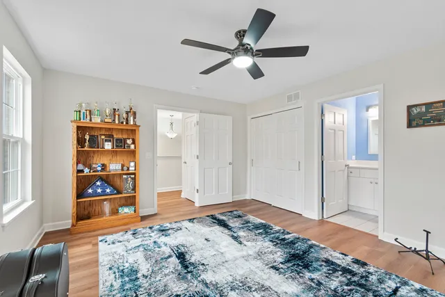 $380,000 | 631 Belmont Lane, Carol Stream, IL 60188