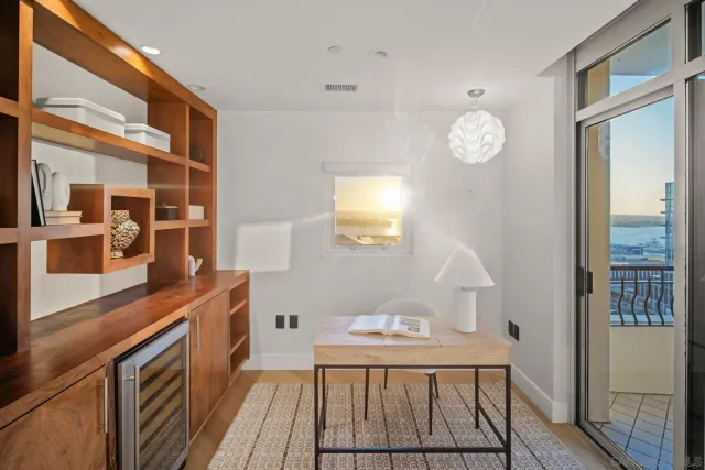 $5,750 | 700 West Harbor Drive, Unit 2101, San Diego, CA 92101