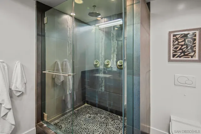 $5,750 | 700 West Harbor Drive, Unit 2101, San Diego, CA 92101