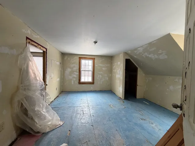 $199,000 | 1153 Rockingham Road, Rockingham, VT 05101