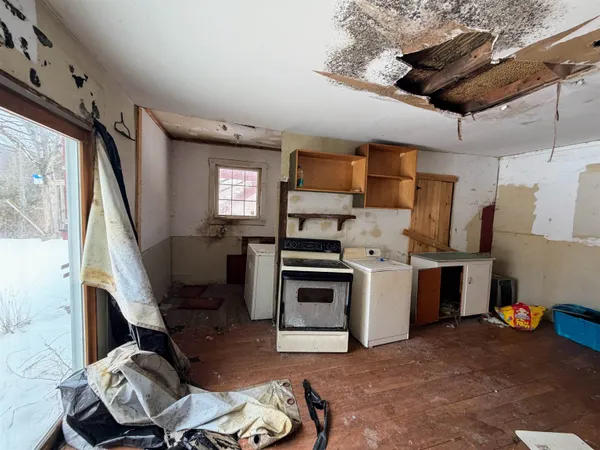 $179,000 | 1153 Rockingham Road, Rockingham, VT 05101