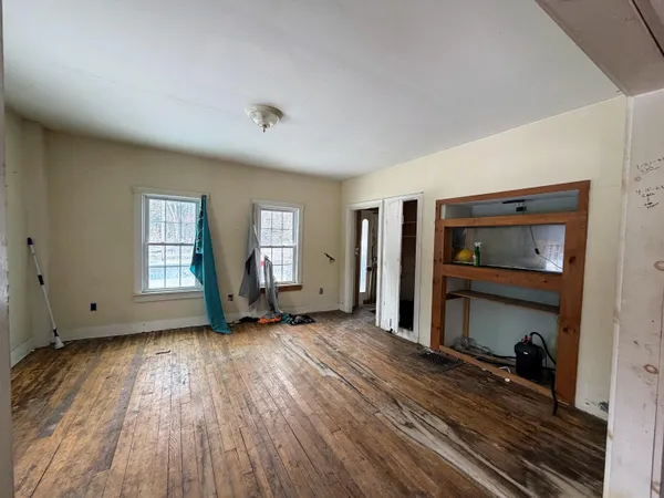 $179,000 | 1153 Rockingham Road, Rockingham, VT 05101