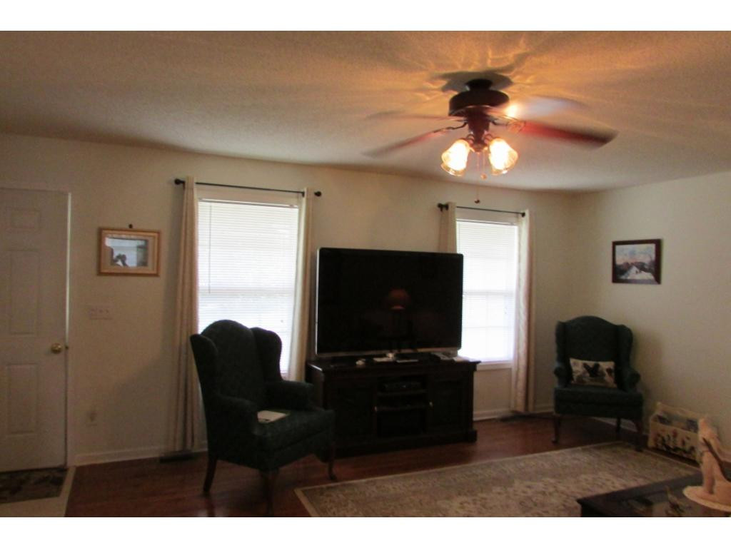 246 Ollie Collins Road Elizabethton, TN 37643 - Photo 18 of 33 Photo 18