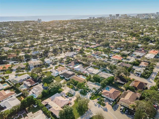 $874,900 | 1951 Northeast 28th Court, Lighthouse Point, FL 33064