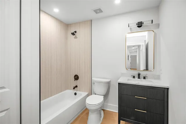 $874,900 | 1951 Northeast 28th Court, Lighthouse Point, FL 33064