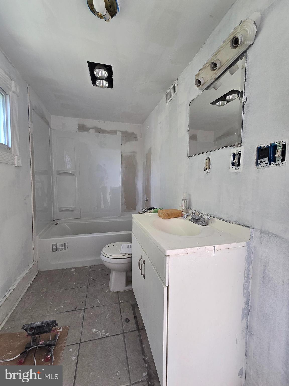 1520 W Street Southeast Washington, DC 20020 - Photo 14 of 16