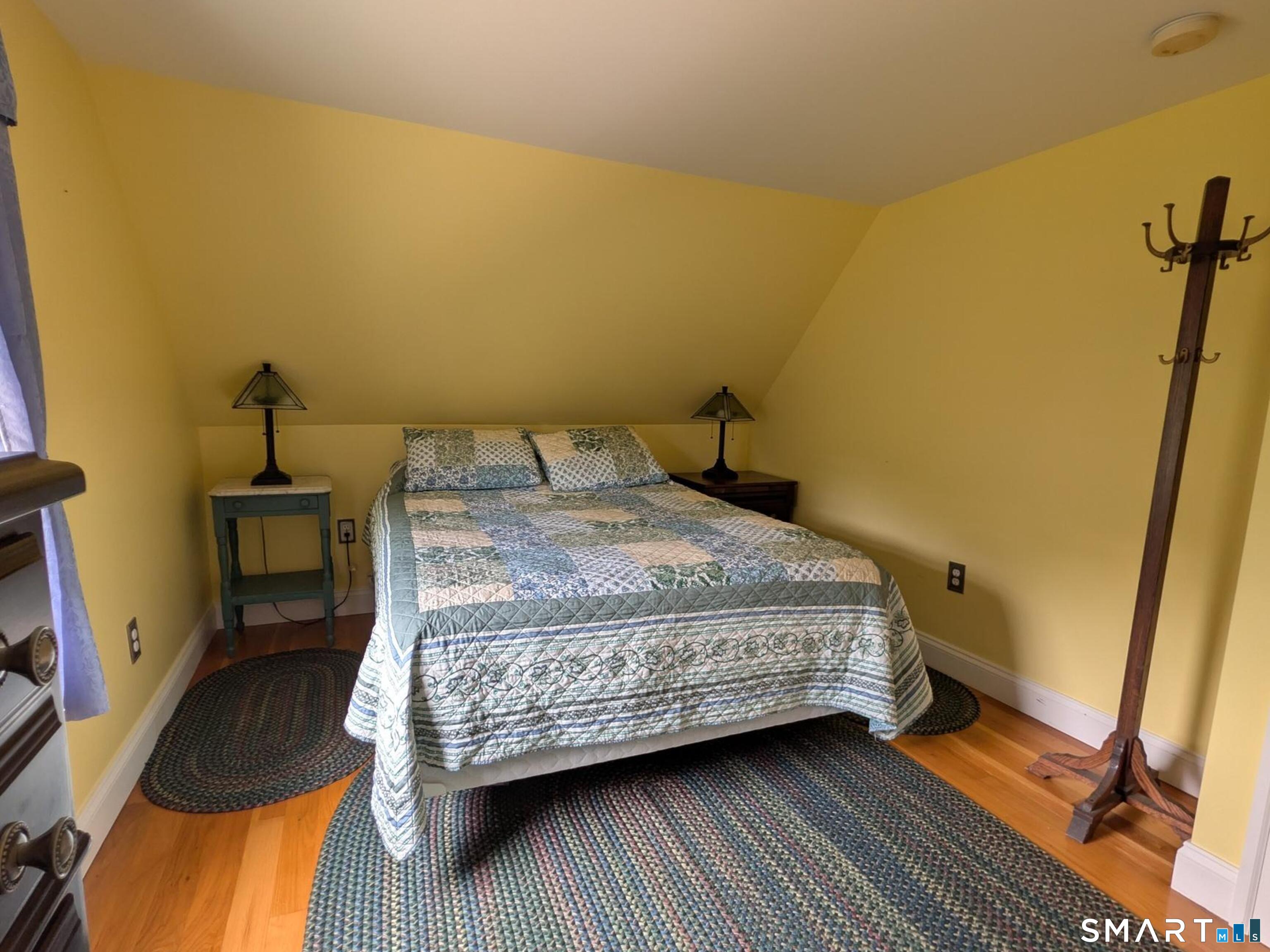 10 Shore Road Waterford, CT 06385 - Photo 16 of 26