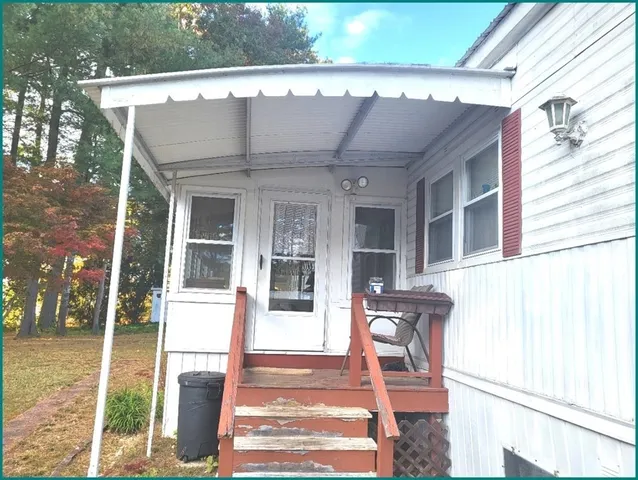 $199,000 | 20 Forestdale Drive, Halifax, MA 02338