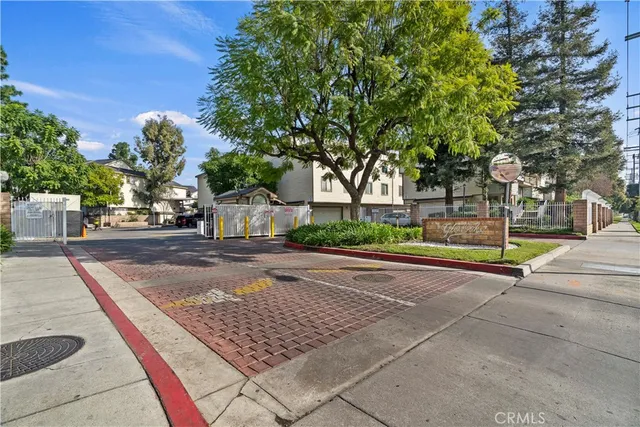 $417,000 | 11150 Glenoaks Boulevard, Unit 70, Pacoima, CA 91331