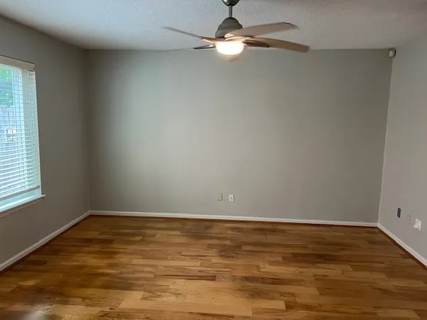 $2,200 | 7407 Navidad Road, Houston, TX 77083
