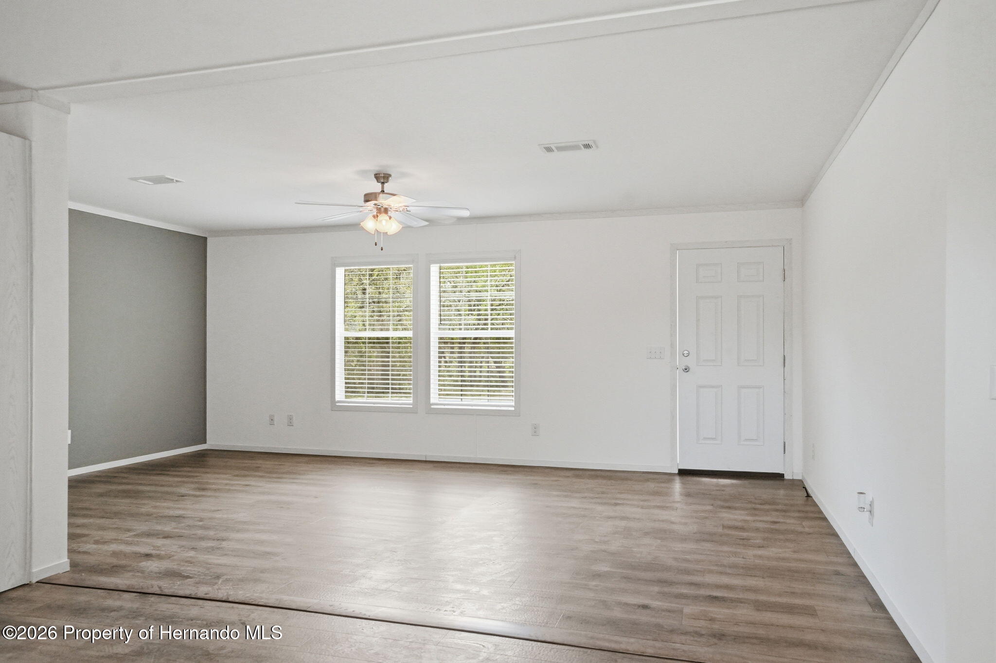 9533 Round Lake Road Weeki Wachee, FL 34613 - Photo 9 of 67