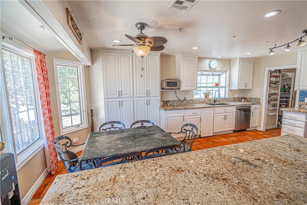 33306 Tyndall Road Agua Dulce, CA 91390 - Photo 13 of 70