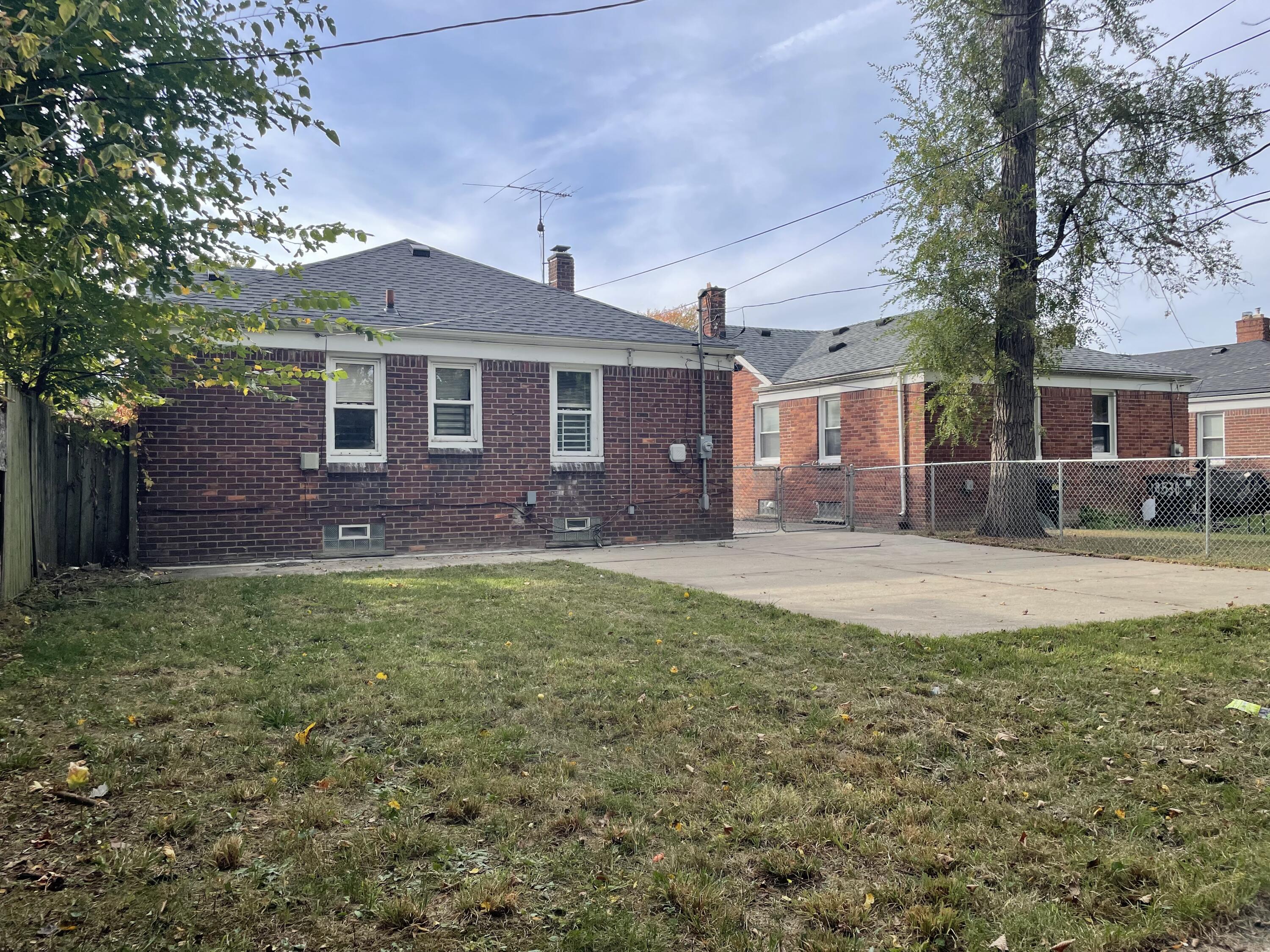 18522 Annchester Road Detroit, MI 48219 - Photo 18 of 18 IMG_3216