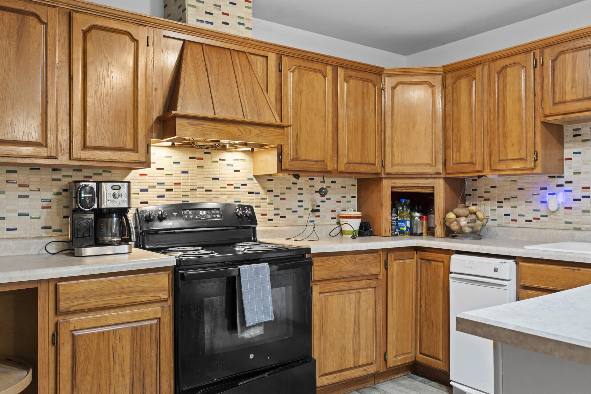 21335 Northcape Street Union Grove, WI 53182 - Photo 12 of 46 21335NorthcapeSt_64684_12