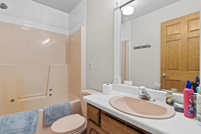 $770,000 | 21335 Northcape Street, Union Grove, WI 53182